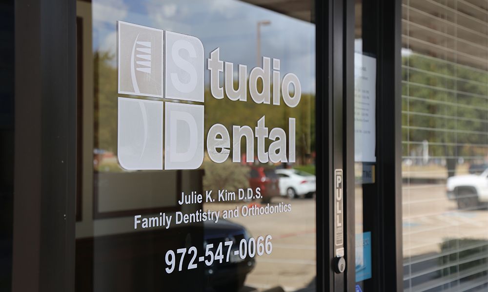 Front door of Studio Dental